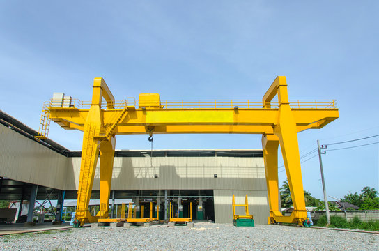 Gantry crane for sale